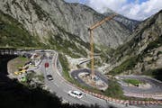 Die Schöllenenstrasse wird zwischen 2014 und 2019 aufwendig saniert. (Symbolbild Florian Arnold / Schöllenen, 01.09.2016)