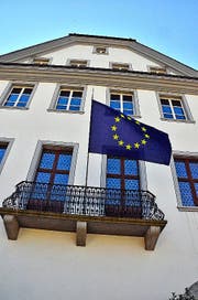 Am Donnerstag am Rathaus in Stans. (Bild Markus von Rotz)