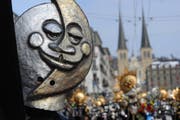 Am Wey-Umzug 2010. (Bild Boris Bürgisser/Neue LZ)