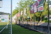 Diese Werbebanner wurden in der Nacht auf Donnerstag angezündet. (Bild: Luzerner Polizei)