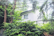 Das besetzte Haus an der Sternmattstrasse 68 in Luzern. (Bild: Gabriela Jordan / Neue LZ)