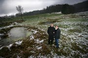 Adrian Borgula mit seiner Partnerin Gaby Müller, fotografiert 2008 auf der Allmend. (Archivbild Neue LZ)
