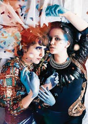Auch die beiden Musikerinnen des Duos Eclecta sind Multi-Instrumentalisten und beehren die Duotage im Neubad. (Bild: PD)