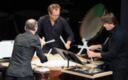 Christian Pilz, Mark Haeldermans und Hans Zonderop trommelten in Stans virtuos zusammen. (Bild: PD/Sibylle Kathriner)