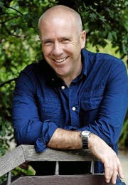 Der Australier Richard Flanagan (55) zeigt die soziale und mediale Überreaktion, die durch Terrorängste ausgelöst werden kann. (Bild: PD)