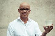 Er bereitet gemäss Jury den besten Kaffee der Schweiz zu: André Strittmatter. (Bild: PD / Ingo Albrecht)