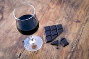 Während der Fastenzeit streichen viele Leute Genussmittel wie Alkohol und Schokolade vom Speiseplan. (Bild: Getty)