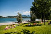 Badeplatz an der Ufschötti in Luzern – und auch ein beliebter Grillplatz. (Bild: Archiv Neue LZ)