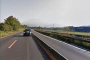 Nebst dem neuen Fahrbahnbelag (Bild) gibt es auf der A2 zwischen Rothenburg und Sursee keine weiteren Lärmschutzmassnahmen. (Bild: Google Maps)