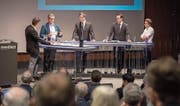 Von links: Jérôme Martinu, Andreas Kleeb, Peter Keller, Damian Müller und Mario Stübi am LZ-Podium. (Bild: Pius Amrein (Luzern, 20. Februar 2018))