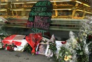 Blumen und Kerzen am Tatort in Kriens. (Bild Chris Iseli/Neue LZ)