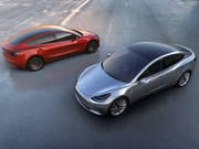 Elektroauto für die Masse: Mit dem erschwinglichen Model 3 stösst Tesla erstmals in die Mittelklasse vor. (Bild: KEYSTONE/EPA TESLA/TESLA / HANDOUT)