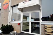 In Küssnacht führte die Polizei eine Razzia gegen den Saunaclub Zeus durch. (Bild Erhard Gick/Neue SZ)