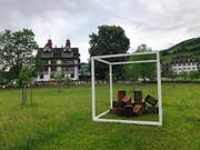 Die Ausstellung von Irene Melanie Oldani vor der Ital Reding-Hofstatt in Schwyz.