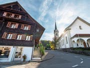 Im Horwer Dorfkern Ost, zu dem auch der Kirchweg gehört, sollen Neubauten möglich sein. Diese sollen sich laut FDP und L20 aber an den bestehenden Bauten orientieren. (Bild: Eveline Beerkircher (10. Oktober 2017))