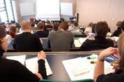 Studenten in einem Hörsaal. (Bild: Archiv Neue LZ)