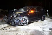 Das Auto erlitt beim Unfall Totalschaden. (Bild: Luzerner Polizei)