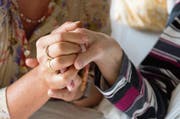 Immer mehr Menschen haben den Wunsch, über das eigene Ableben selbst entscheiden zu können, und sind bereit, im Falle des Falles die Freitodbegleitung durch eine Organisation wie Exit in Anspruch zu nehmen.