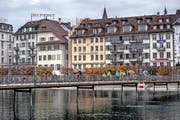 Die Fassade des «Schiffs» an der Reuss. Bild: Pius Amrein (Luzern, 17. Oktober 2016)