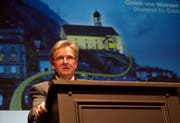 Isidor Baumann an der EWA-GV. (Bild Daniel Regli/Neue UZ)