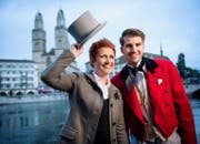 Steffi Buchli moderiert in diesem Jahr zusammen mit Anthony Welbergen das Sechseläuten in Zürich. (Bild: SRF)