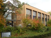 Das Gewerblich-industrielle Bildungszentrum Zug an der Zugerbergstrasse 22: Ab 2018 wird die Tagesschule Horbach hier sein Domizil haben. Der ursprünglich geplante Neubau in Cham wurde daher nicht weiterverfolgt. (Bild: Archiv)