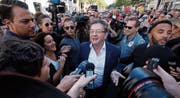 Jean-Luc Mélenchon teilt nicht nur gerne gegen rechts, sondern auch gegen links aus. (Bild: Guillaume Horcajuelo/EPA (Marseille, 12. September 2017))