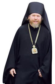 MOSCOW, RUSSIA - MAY 25, 2017: Bishop Tikhon (Shevkunov) of Yegoryevsk, superior of Moscow's Sretensky Monastery, and Russia's President Vladimir Putin (L-R front) seen outside the new Church of the Resurrection of Christ and the New Martyrs and Confessors of the Russian Church at the Sretensky Monastery. Mikhail Metzel/TASS (Photo by Mikhail Metzel\TASS via Getty Images) (Bild: Mikhail Metzel)