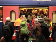 Auf der Ost-West-Achse mussten sich die Zugreisenden am Dienstagmorgen in Geduld üben (Archivbild). (Bild: KEYSTONE)