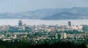 Blick auf Parktower (links) und Uptwown. (Bild: Stefan Kaiser / Neue ZZ)