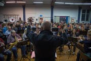 Einblick in die Probe für die Guugger-Gala 2018 im Nordpol in Emmenbrücke. (Bild: Dominik Wunderli (Emmenbrücke, 10. Januar 2018))