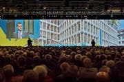 LUKB-Generalversammlung am 13. Mai in Luzern: Der Kanton Luzern beschränkt bei Unternehmen, an denen er beteiligt ist, Abgangsentschädigungen und Lohnfortzahlungen für Führungskräfte nicht. (Bild: Pius Amrein / Neue LZ)