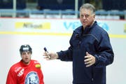 Der neue Job macht ihm Spass: Doug Shedden während einer Trainingseinheit mit Medvescak Zagreb. (Bild: Freshfocus/Goran Stanzl)