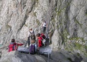 Die Trift-Hängebrücke im Berner Oberland könnte bald abgebaut und im Kanton Uri neu montiert werden. (Bild Walter Kammermann/Neue UZ)