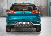 Die Heckansicht des Kia Niro lässt auf ein SUV-Modell deuten.