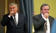 Rosneft-Direktor Igor Setschin (links) und Altbundeskanzler Gerhard Schröder. (Bild: Getty (29. September 2017))