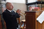 Im Duett: Alessandra Mazzanti an der Orgel und Alberto Astolfi an der Trompete. In der Klosterkirche Frauenthal spielten sie hauptsächlich italienische Werke. (Bild: Werner Schelbert (Hagendorn, 14. Mai 2017))