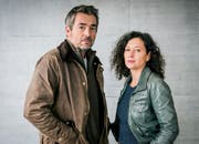 Für eine spektatuläre Premiere im Einsatz: Stefan Gubser und Delia Mayer spielen 2018 im ersten "Tatort", der komplett ohne Schnitt produziert wurde. (SRF) (Bild: Keystone/Daniel Winkler)