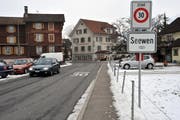 Die Gültigkeit der Tempo-30-Signalisation in Unterseewen ist fragwürdig. (Bild Irene Infanager/Neue SZ)