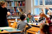 Die Bildungsmöglichkeiten des Kantons Obwalden werden in einer neuen Broschüre zusammengefasst. (Symbolbild Schule) (Bild: Archiv / Neue OZ)