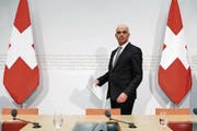 «Jedes Jahr warten kostet mehr», sagte Innenminister Alain Berset gestern vor den Medien. (Bild: Peter Klaunzer/KEY (Bern, 2. März 2018))