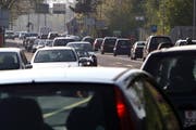 Der Bund will den Tunnel unter der Stadt nicht mitfinanzieren. Und fragt nach alternativen Lösungen der Verkehrsprobleme in und um Zug. (Bild: Stefan Kaiser / Neue ZZ)