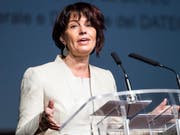 CVP-Bundesrätin Doris Leuthard erhielt von den Delegierten ihrer Partei Unterstützung für die zweite Gotthard-Röhre. (Bild: KEYSTONE/DOMINIC STEINMANN)