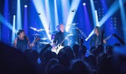 Metallica bei ihrem Auftritt im «Circus Halligalli». (Bild: Jörg Carstensen/EPA)