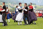 Brauchtum pur: die letzte Ausgabe des Urschweizer Trachtentags, 2011 in Sachseln. (Bild Roger Zbinden)