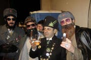 Am Samstagabend Unter der Egg: Wey-Zunftmeister Giulio Capasso mit Russen. (Bild: PD)