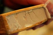Die Luzerner Polizei stellte bei einer Durchsuchung 300 Gramm Heroin sicher. (Bild: Archiv / LZ)