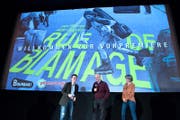 Thomas Thümea, Aldo Gugolz (Regieseur) und Christina Caruso an der Premiere des Dokfilm Rue de blamage, über die Baselstrasse. (Bild: Eveline Beerkircher (Luzern, 2. April 2017))