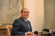 Was der frühere italienische Ministerpräsident Silvio Berlusconi (heute 80) zu dem ihm gewidmeten Film meint, ist unklar. (Bild: Alessandro di Meo/Keystone (Rom, 18. Oktober 2013))