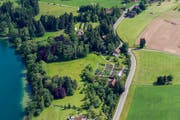 Idyllisch gelegen am Zugersee: das Gut Aabach. (Bild: Andreas Busslinger)